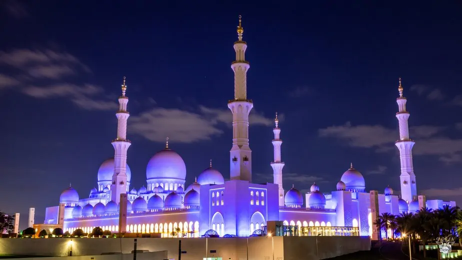 15 Interesting Facts About Sheikh Zayed Grand Mosque Abu Dhabi Best Middle East Packages 